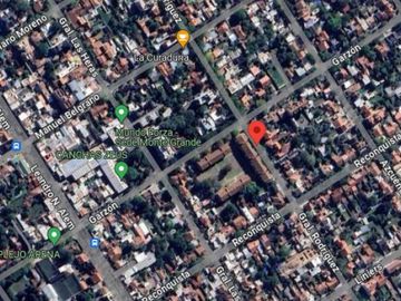 Departamento en venta - 2 Dormitorios 1 Baño - Cochera - 65Mts2 - Monte Grande