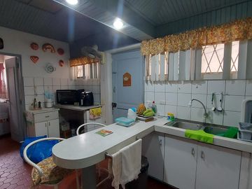 Villa de 4 dormitorios en Kennedy Nueva