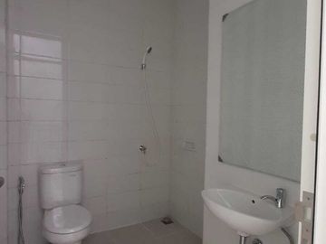 Di jual cepat ruko osaka pik 2 tangerang