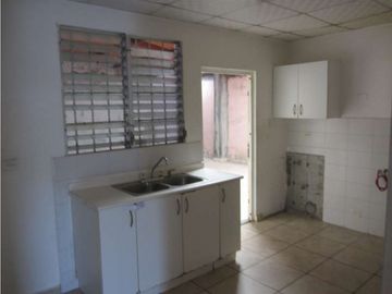 VENTA CASA EN BRISAS DEL GOLF ARRAIJAN (OF)