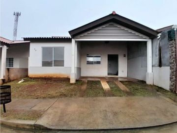 VENTA CASA RESIDENCIAL ARBOLEDAS PUERTO CAIMITO EN LA CHORRERA (OF)