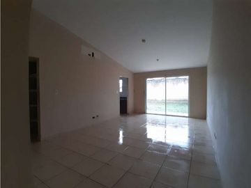 VENTA CASA RESIDENCIAL ARBOLEDAS PUERTO CAIMITO EN LA CHORRERA (OF)