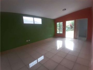 VENTA CASA BRISAS DEL GOLF EN ARRAIJAN (OF)