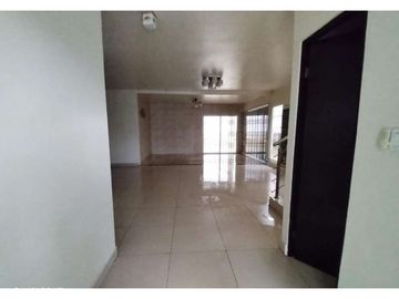 VENTA CASA PH SENDEROS EN LA CHORRERA (OF)