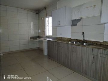 VENTA CASA PH SENDEROS EN LA CHORRERA (OF)