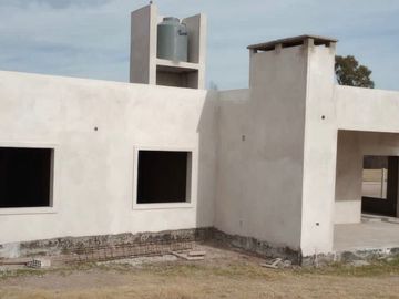 VENTA DE CASA EN Juana Koslay