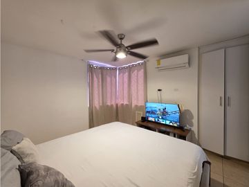 VENTA APARTAMENTO PH COSMOPOLITAN TOWER