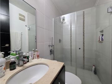 VENTA APARTAMENTO PH COSMOPOLITAN TOWER