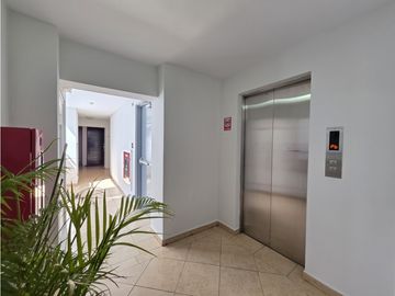 VENTA APARTAMENTO PH COSMOPOLITAN TOWER
