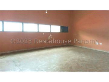 Edificio en Venta en Calidonia YMW