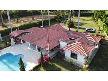 VENCAMBIO HERMOSA FINCA EN SANTA FE DE ANTIOQUIA