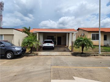 CASA EN VENTA EN ARBOLEDAS, LOS CEDROS(JL)