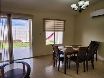 CASA EN VENTA EN ARBOLEDAS, LOS CEDROS(JL)