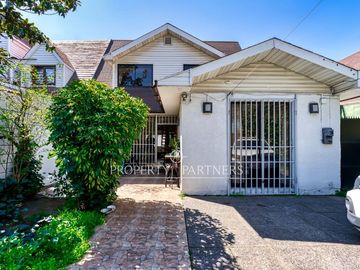 Acogedora casa con excelente ubicación, cercana a colegios, Estoril