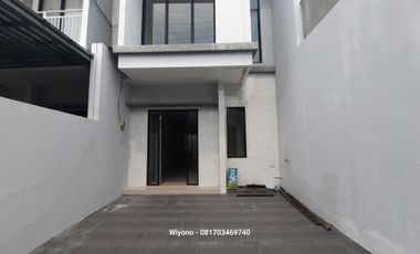Rumah Lebak Arum Dekat Raya Kenjeran Surabaya