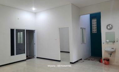 Rumah Mojoklanggru Kidul Siap huni Dekat RSUD dr. Soetomo Surabaya