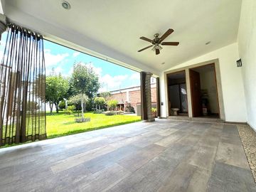 Casa Venta seminueva en Club de Golf San Carlos