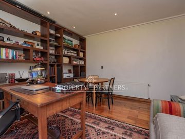Casa estilo chileno con gran terreno y quincho en Calera de Tango