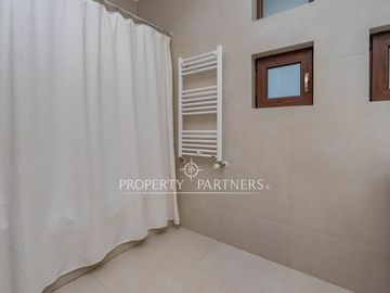 Casa estilo chileno con gran terreno y quincho en Calera de Tango