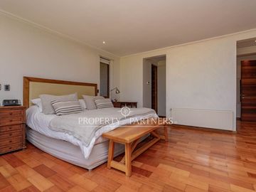 Casa estilo chileno con gran terreno y quincho en Calera de Tango