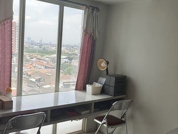 Dijual / Disewakan Apartment The Square Murah Furnish dekat Petra Siwalankerto