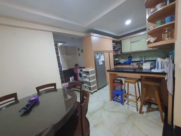 Rumah Janur Kuning, jalan lebar, favorit Kelapa Gading