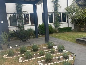 Casa en venta/renta  en Club de Golf Los Encinos