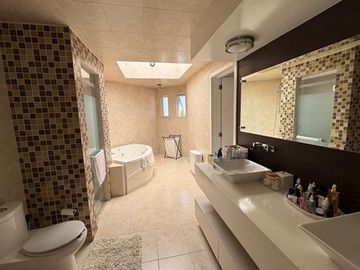 VENTA CASA EN SAN CARLOS