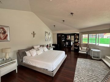 VENTA CASA EN SAN CARLOS