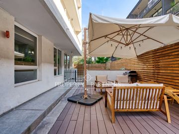 Hermoso Depto primer piso con Patio privado. Venta en Ñuñoa, posibilidad de Novación