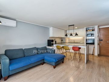 Hermoso Depto primer piso con Patio privado. Venta en Ñuñoa, posibilidad de Novación