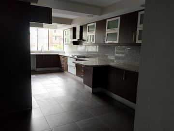 Departamento en venta en la González Suárez