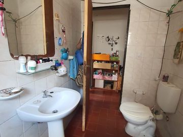 Venta de Importante esquina comercial en Villa Cura Brochero N002CB