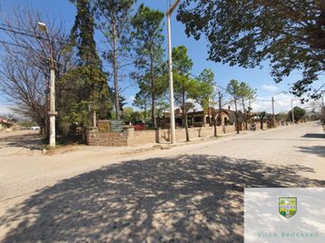 Venta de Importante esquina comercial en Villa Cura Brochero N002CB