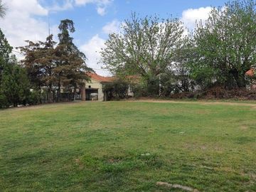 Venta de Importante esquina comercial en Villa Cura Brochero N002CB