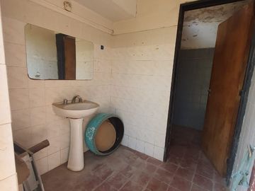 Venta de Importante esquina comercial en Villa Cura Brochero N002CB