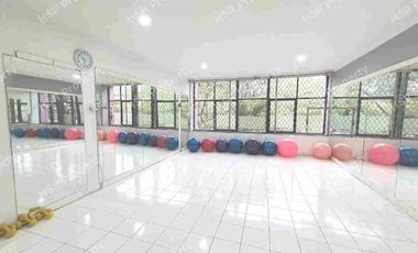 Ruko di tempat strategis di gerbang depan perumahan Bumi Mutiara