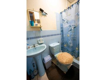 VENTA DE CASA EN SAN CARLITOS CERCADA ATRAS