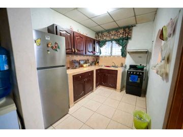 VENTA DE CASA EN SAN CARLITOS CERCADA ATRAS