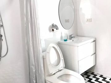 2 Bedroom Condo for Rent and Sale at Royal Castle