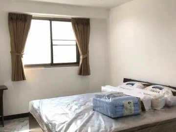 2 Bedroom Condo for Rent and Sale at Royal Castle