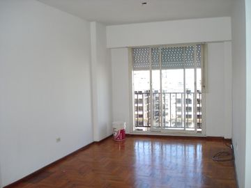 Departamento 2 ambientes lateral- vista panorámica- Villa Urquiza