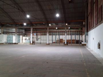 Edificio Comercial en Banda Del Rio Sali