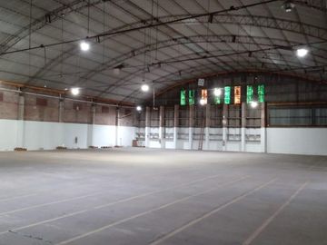 Edificio Comercial en Banda Del Rio Sali