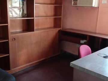 Edificio Comercial en Banda Del Rio Sali