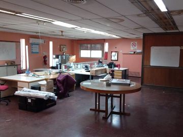 Edificio Comercial en Banda Del Rio Sali