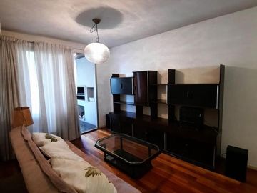 APTO CRÉDITO! Cómodo 4 ambientes con cochera, balcón y parrilla. Villa Urquiza