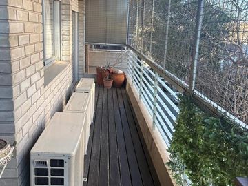 APTO CRÉDITO! Cómodo 4 ambientes con cochera, balcón y parrilla. Villa Urquiza