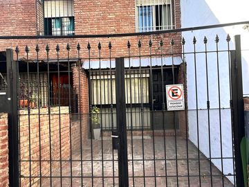 Departamento tipo duplex 2 dormitorios - General Paz