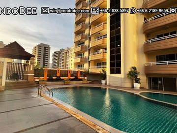 Spacious 3-Bed Condo Regent on the Park 1 Sukhumvit 26